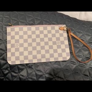 ‼️SOLD‼️💗LV Damier Azur NEVERFULL MM POUCH